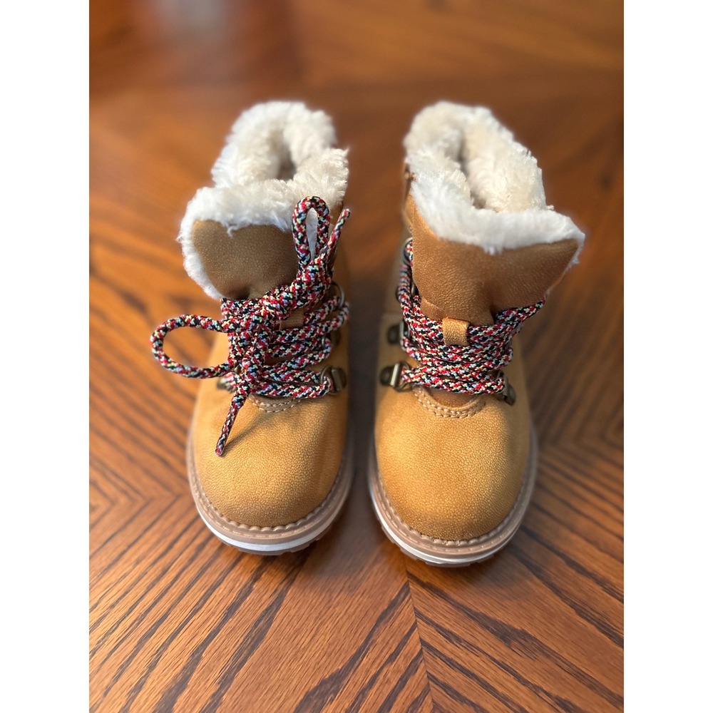 Cat & Jack Toddler Girls Faux Fur Moccasin Slippers Tan Brown Size 9 Boots